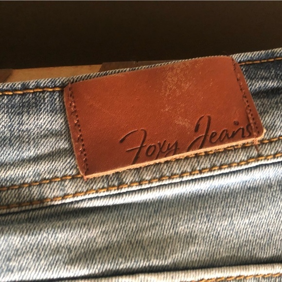 3/$30 - FOXY JEANS denim distressed look shorts - Picture 3 of 5